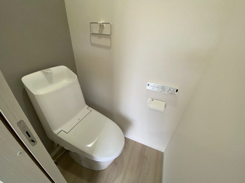 エスカレント上峰 Aの物件内観写真