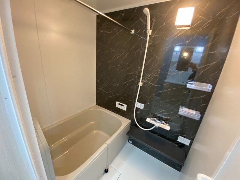 エスカレント上峰 Aの物件内観写真