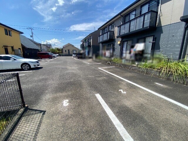 エスポアール上峰 A棟の物件外観写真