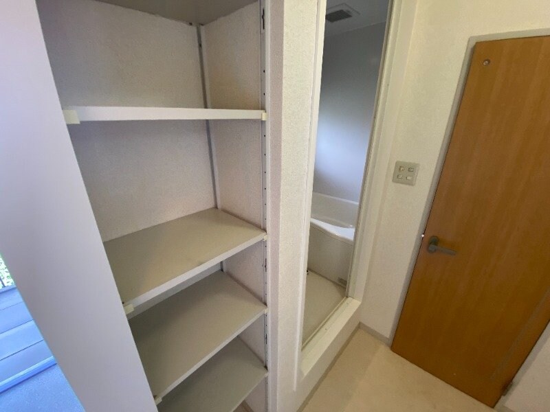 エスポアール上峰 A棟の物件内観写真