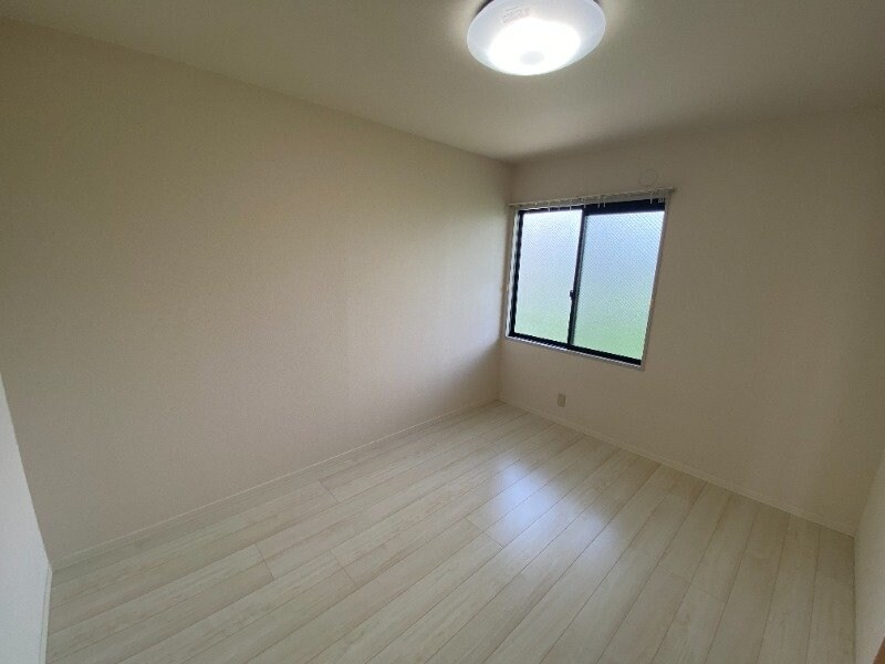 エスポアール上峰 A棟の物件内観写真