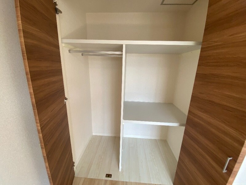 エスポアール上峰 A棟の物件内観写真