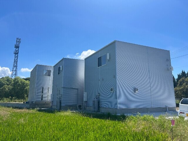 エクリュ上峰の物件外観写真