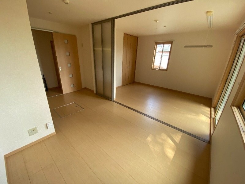 ヴェル・フォンセみやきB棟の物件内観写真