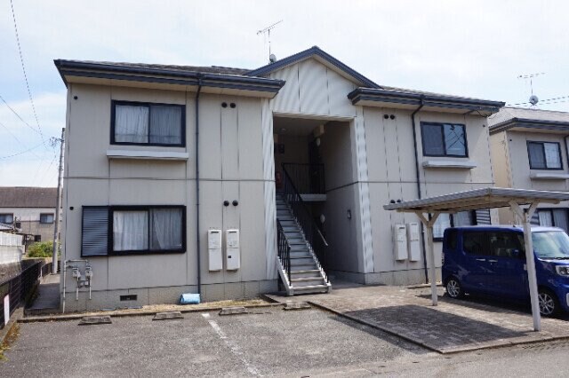 ラフォーンヴィラC棟の物件外観写真