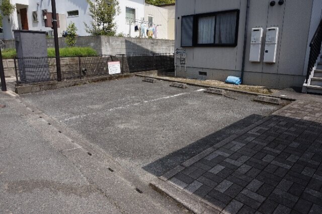 ラフォーンヴィラC棟の物件外観写真