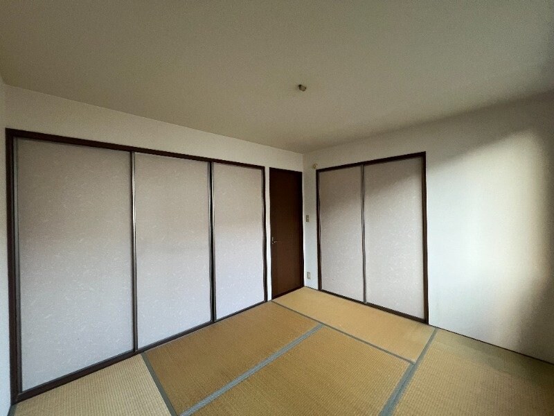 ラフォーンヴィラC棟の物件内観写真