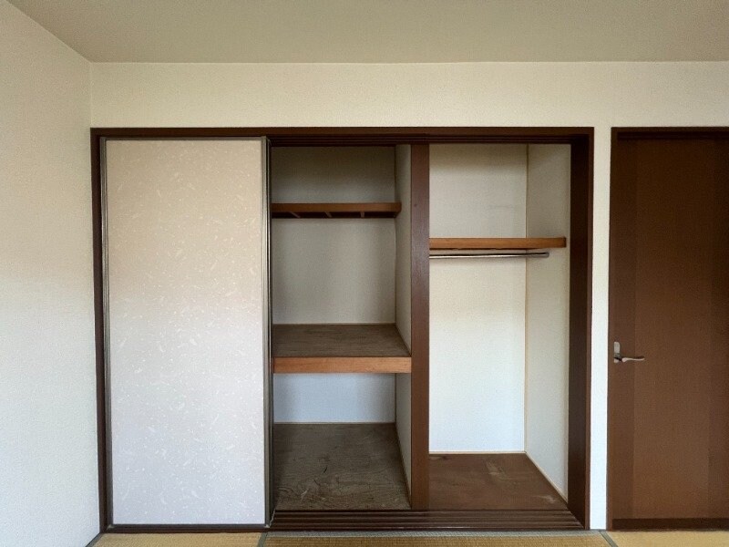 ラフォーンヴィラC棟の物件内観写真