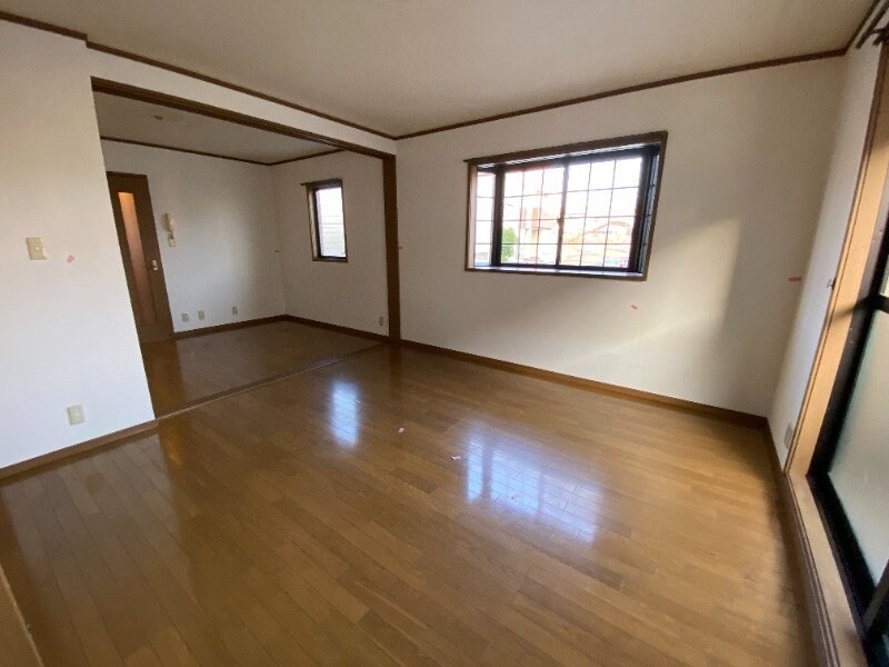 ツインズ旭A棟の物件内観写真