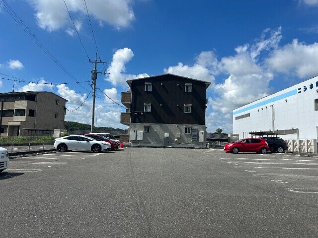 カーサステラⅡの物件外観写真