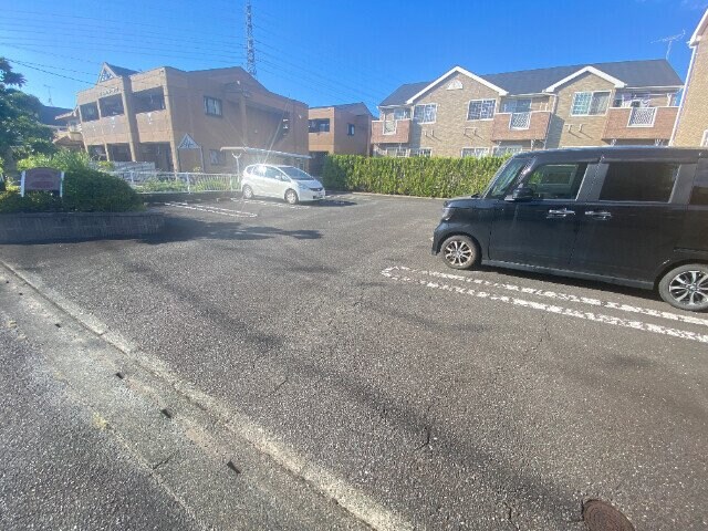 シーダーヒルズⅠ号館の物件外観写真