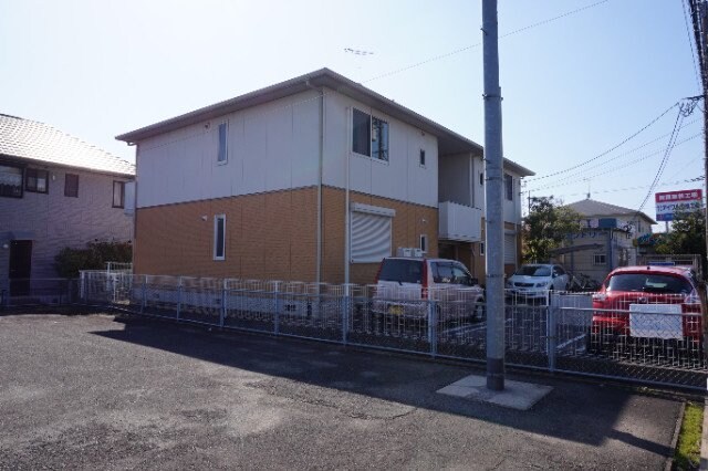 ディアス今泉の物件外観写真