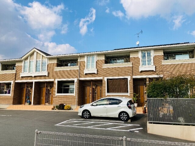 フローラリアの物件外観写真