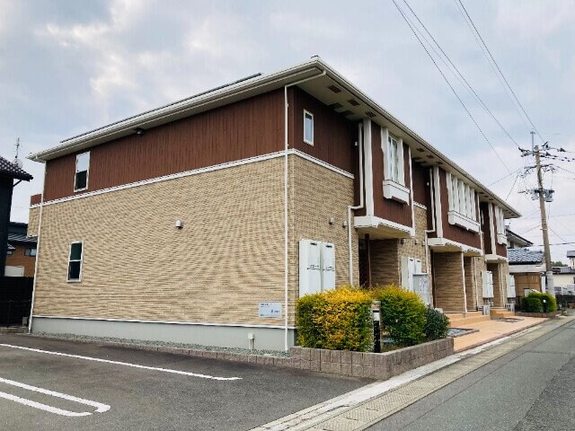 ヴァイオレット上峰の物件外観写真