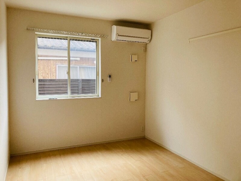 ヴァイオレット上峰の物件内観写真