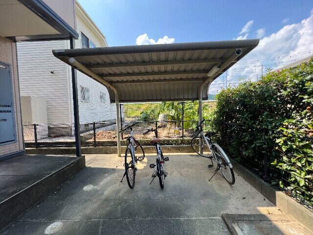 マリンコートの物件外観写真