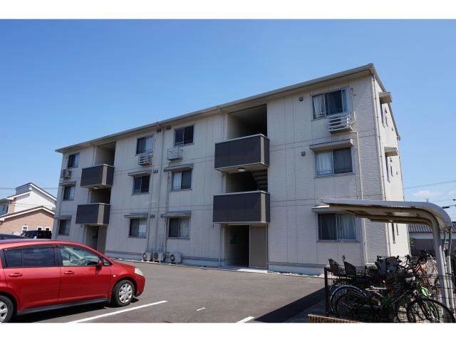 カーサルーチェの物件外観写真