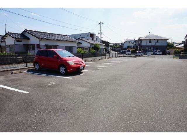 カーサルーチェの物件外観写真