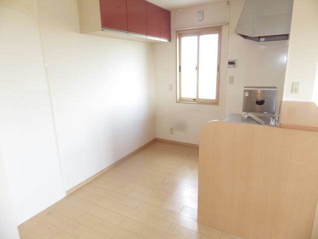 リビングタウン田代外町Ａの物件内観写真