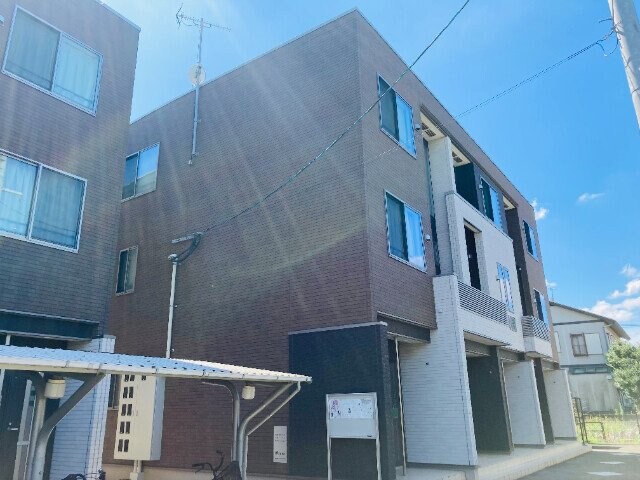 フリーダム・レジデンスⅡの物件外観写真