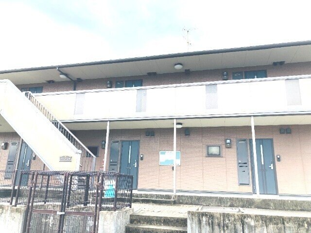 アムール上峰の物件外観写真