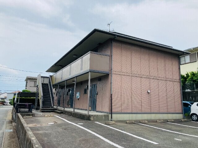 アムール上峰の物件外観写真