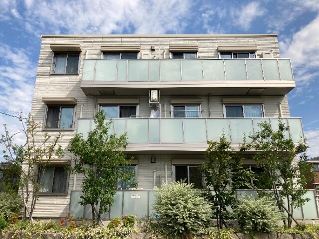 シャーメゾンガーデンズ神辺の物件外観写真