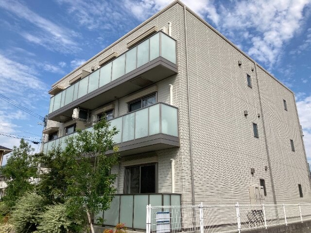 シャーメゾンガーデンズ神辺の物件外観写真