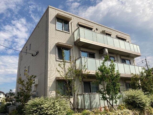 シャーメゾンガーデンズ神辺の物件外観写真