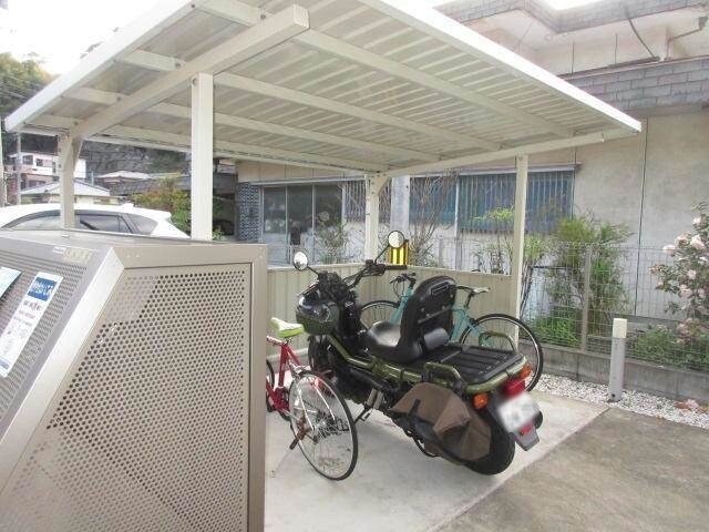 アルジャン・レーヌの物件外観写真