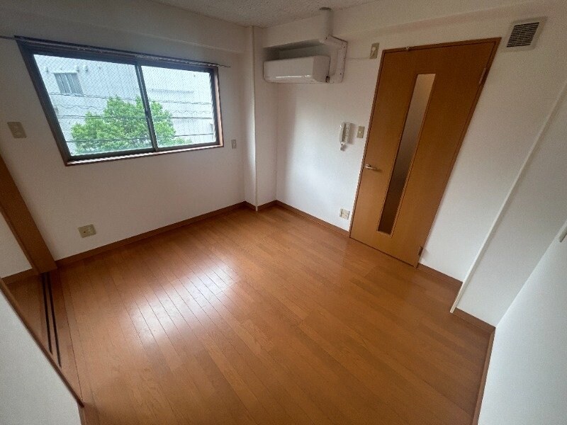 家野町サンロイヤルの物件内観写真