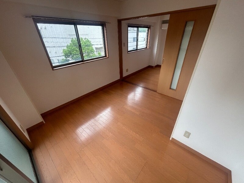 家野町サンロイヤルの物件内観写真