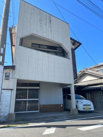 中尾貸家の物件外観写真