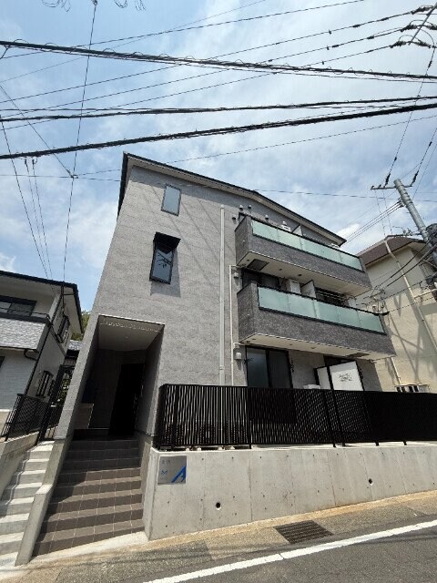 Gran Suite Motoomachiの物件外観写真