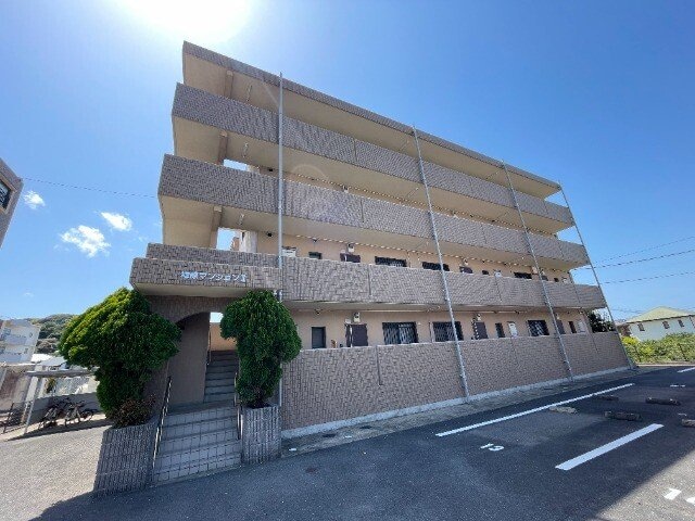 柳原マンションⅡの物件外観写真