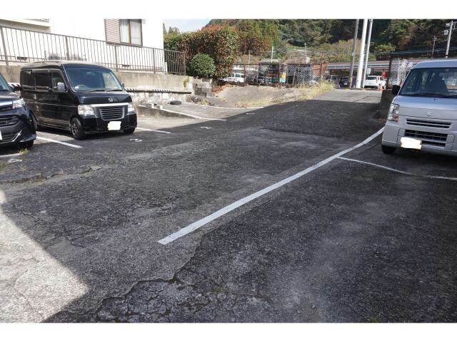 サンハウス戸石の物件外観写真