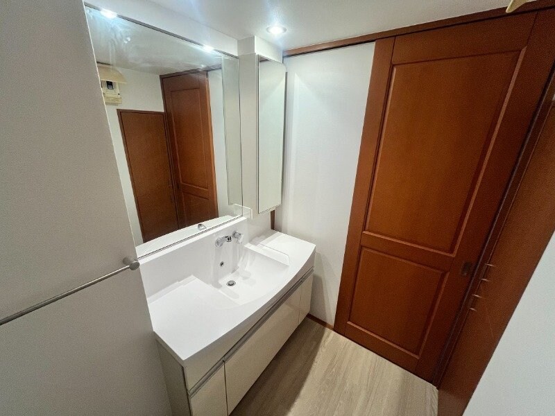 メディカルセンター駅 徒歩4分 8階の物件内観写真