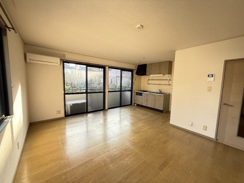 ハイカムールおびたBの物件内観写真