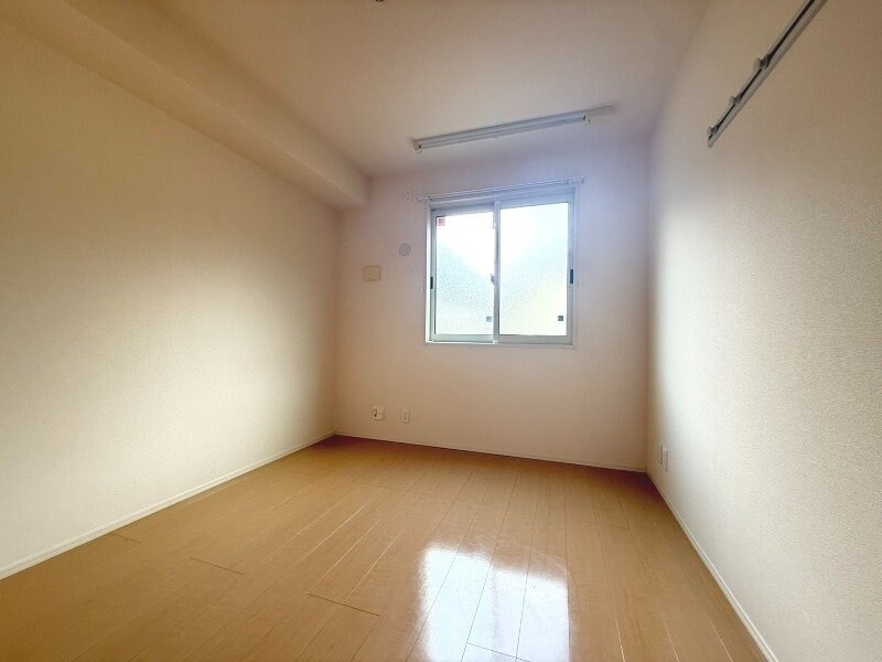 アルジャン・レーヌの物件内観写真