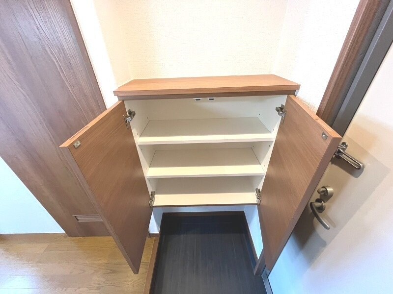 Two Livingの物件内観写真