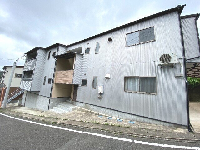 イーストヒルズの物件外観写真