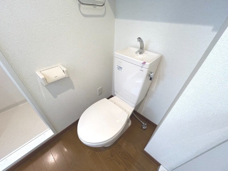 Two Livingの物件内観写真