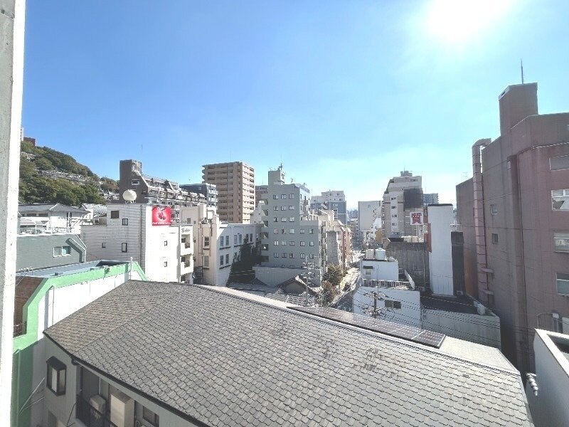 Two Livingの物件内観写真