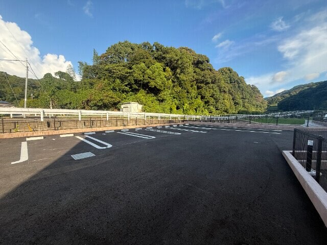 フォレストの物件外観写真