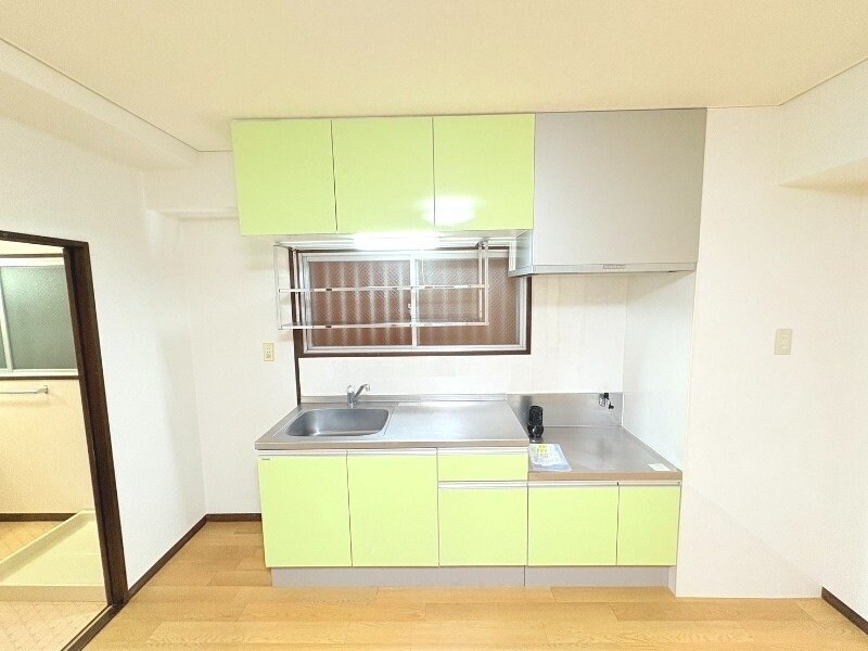 プラス・ドゥ・カネガエの物件内観写真