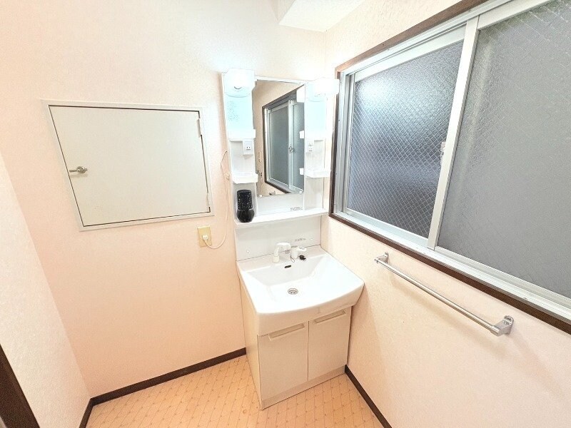 プラス・ドゥ・カネガエの物件内観写真