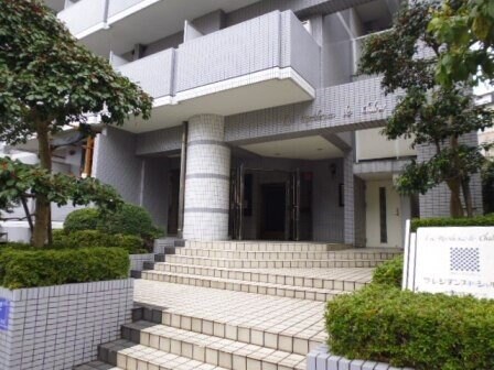 ラ・レジダンス・ド・シャルールの物件外観写真