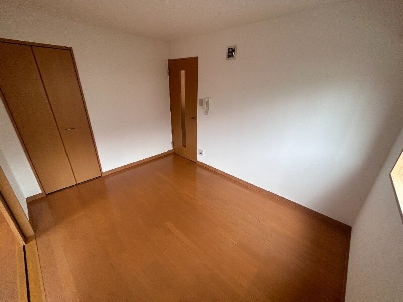 家野町サンロイヤルの物件内観写真