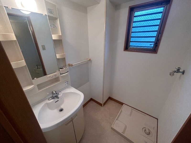 家野町サンロイヤルの物件内観写真