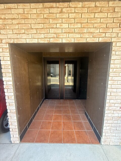 シャムロック城山の物件外観写真